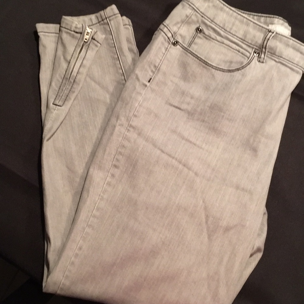 Chico’s Platinum jeans size 1 8-10)